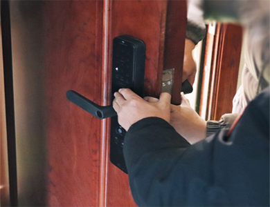 金山屯24小时上门开锁公司